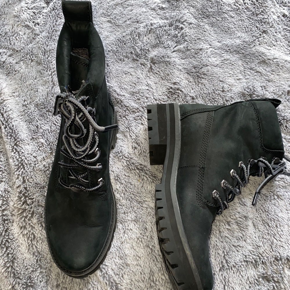 Black Timberland Boots